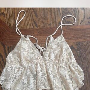 Like-new Urban Outfitters Tabatha All Over Lace Babydoll Cami, size S